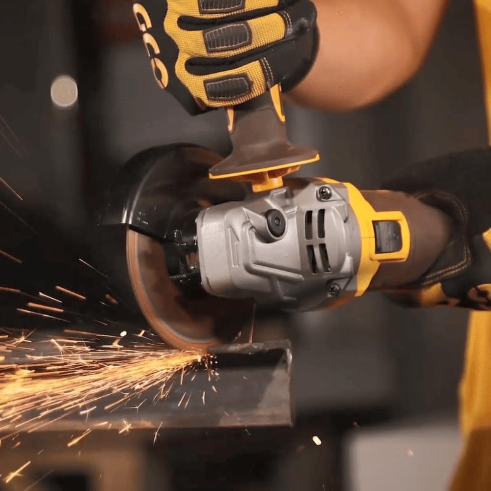 Ingco Cordless angle grinder 4