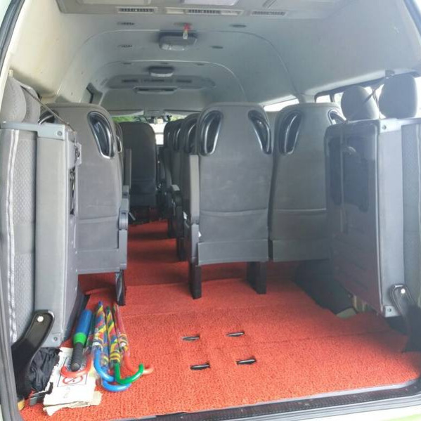 BM 5.4m Electric Passenger Van 4
