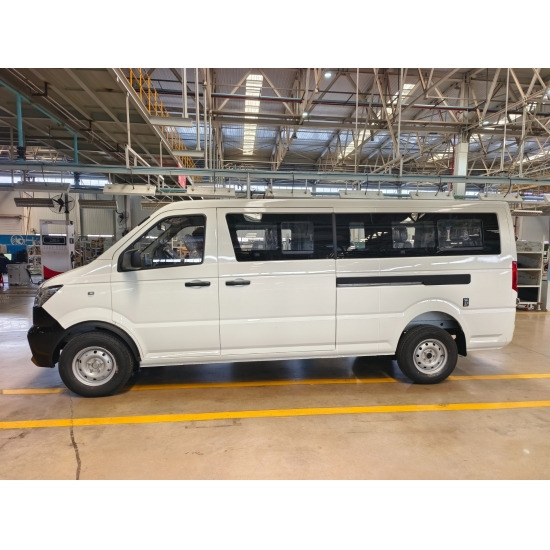 BM 5.4m Electric Passenger Van 5